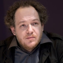  Mathias Énard